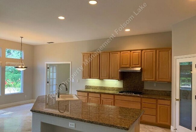 Foto del edificio - Coming Soon!!  Spacious Single Story in Se...