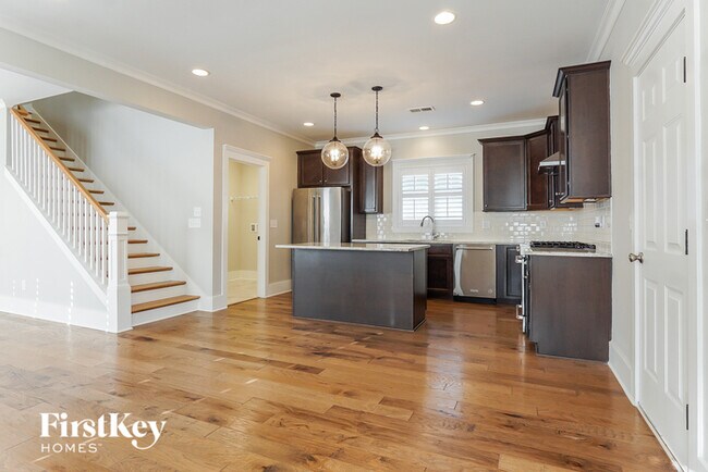 Foto del edificio - 3321 Sawyer Dr