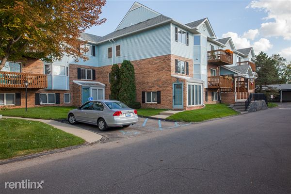 Foto del edificio - 141 Pinewood Cir
