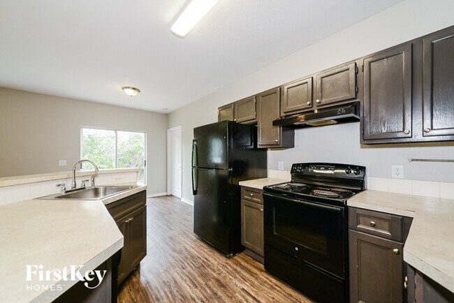 Foto del edificio - 2758 Parrot St