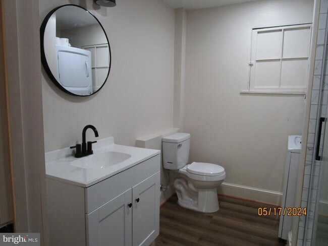 Foto del edificio - 308 E King St