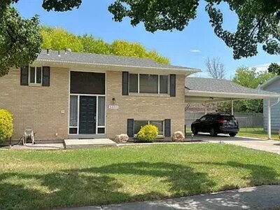 Primary Photo - 5545 Hew Wood Dr