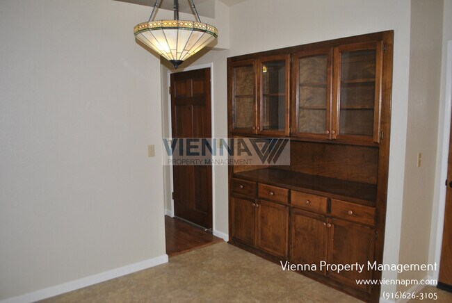 Building Photo - Beautiful House in Rocklin!