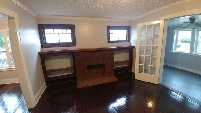 Building Photo - 144-144 Ohio St