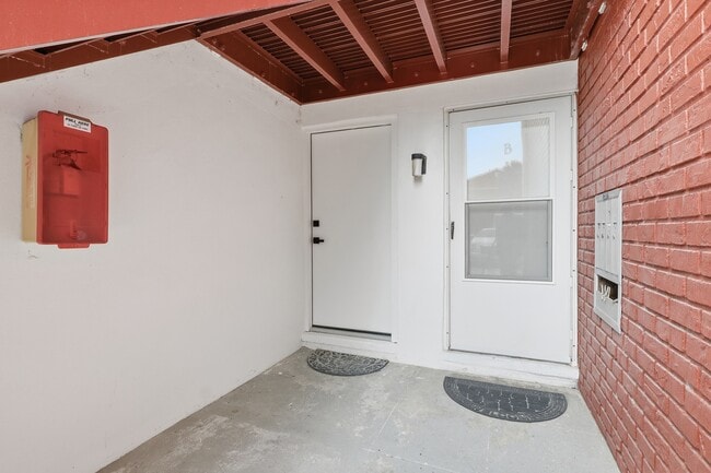 Building Photo - 1024 82nd Terrace N