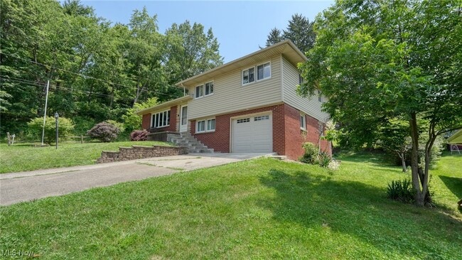 Building Photo - 1920 Clairmont Dr