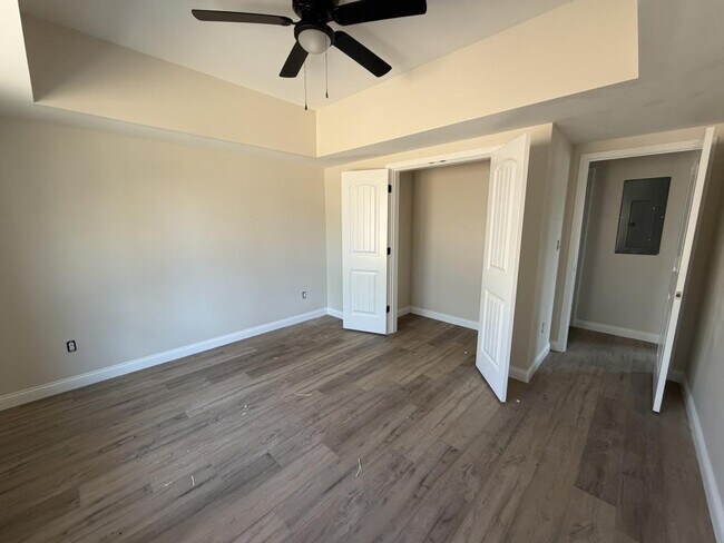 Building Photo - 146 Pinehurst Wy