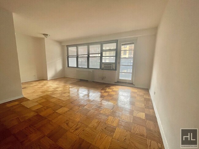 Foto del edificio - E 82 St