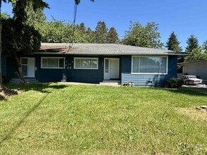 Building Photo - 103A 103A Ave