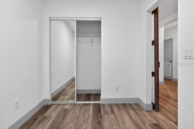 Foto del edificio - 2252 Fernwood St