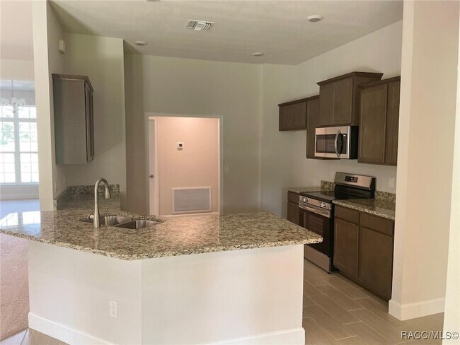 Foto del edificio - 5992 N Mahogany Terrace