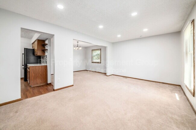 Foto del edificio - 356 Northview Dr