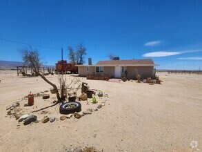 Building Photo - 3370 Utah Trail