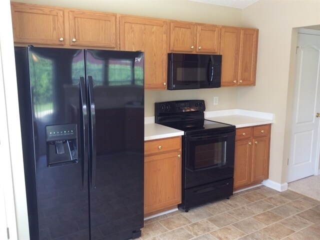Building Photo - 601 Kinship Ln