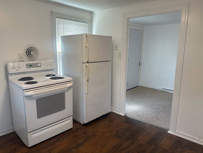 Building Photo - 1406 Beaumont Ave