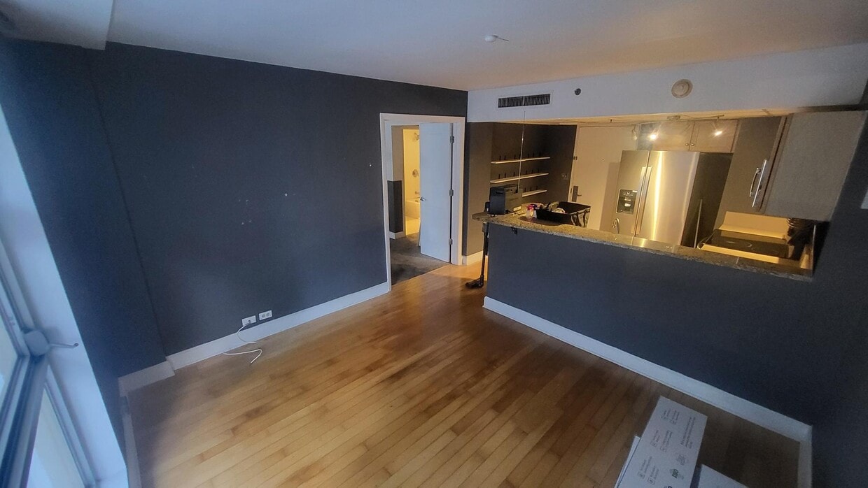 Foto principal - 151 E Washington St