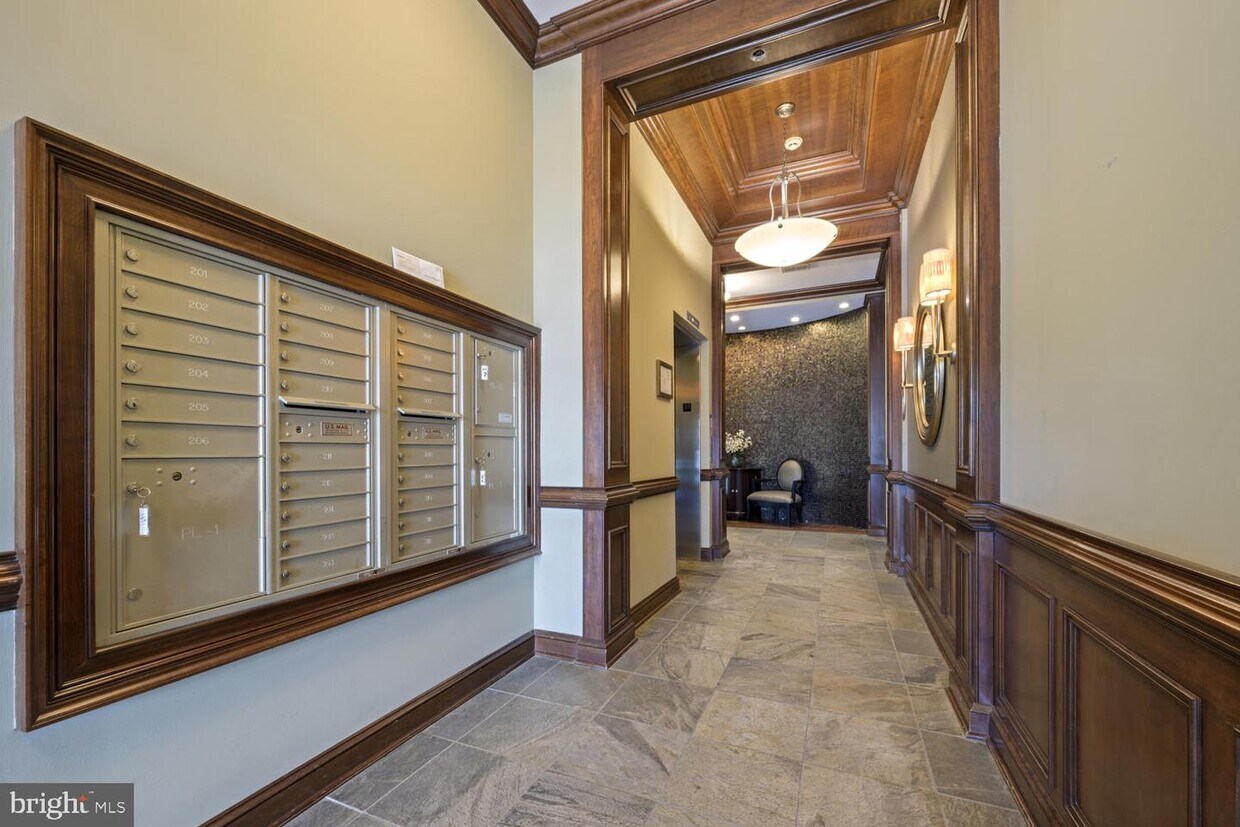 2350 NJ33 Unit 311, Robbinsville Township, NJ 08691 Room for Rent in