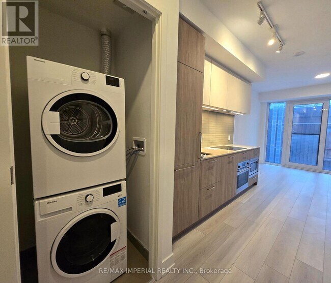 Photo du bâtiment - 36 Olive Ave