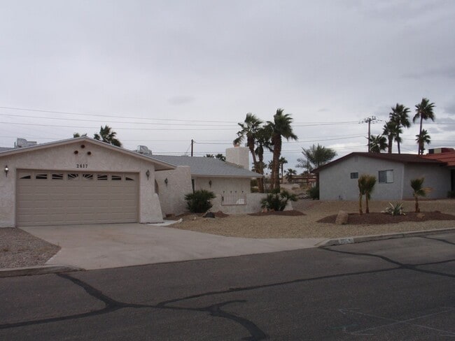 Building Photo - Winter rental with heated pool