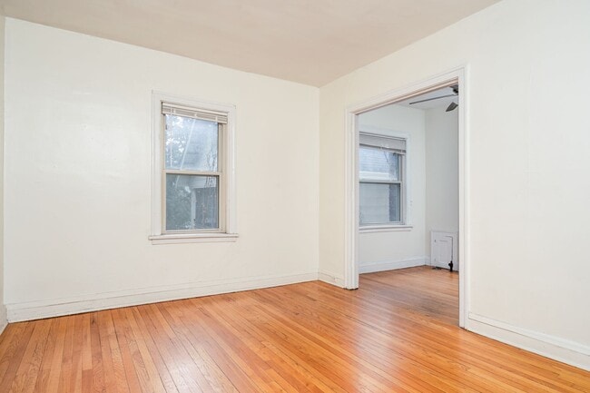 Interior Photo - 2226 Garfield