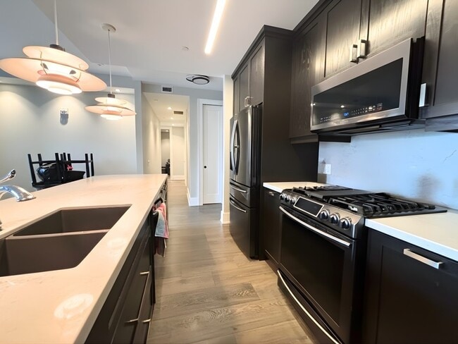 Photo du bâtiment - 181 James St N