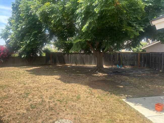 Building Photo - 7049 Arlington Pl