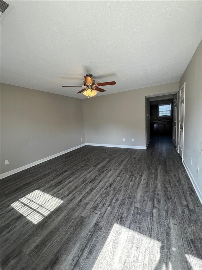 Building Photo - 281 Audley Ave