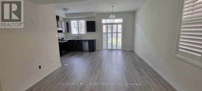 Building Photo - 2-76 CARNEROS Way