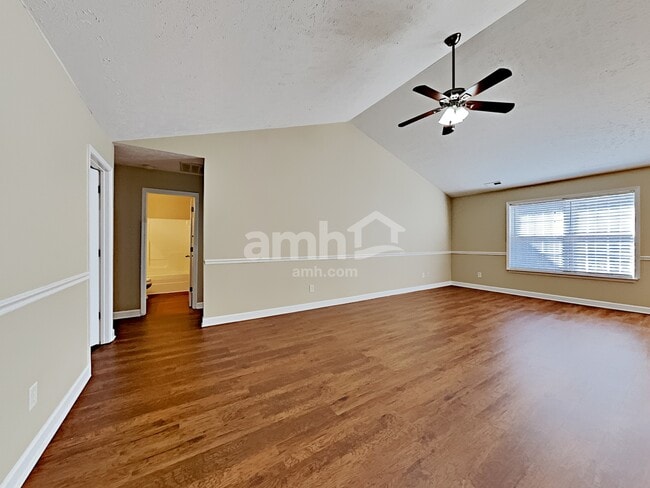 Foto del edificio - 673 Smoky Mountains Dr