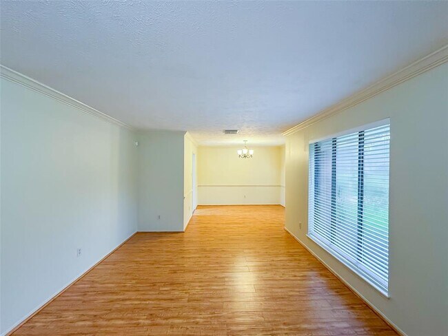 Foto del edificio - 2926 Colonial Dr