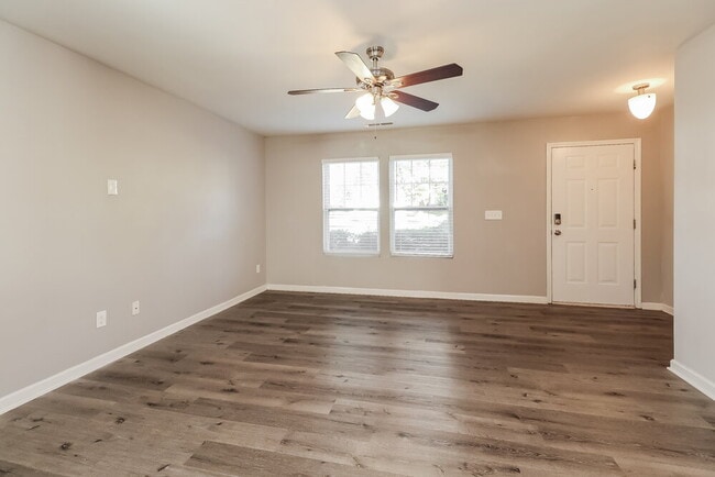 Building Photo - 7211 Waldon Park Lane