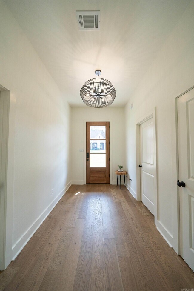 Foto del edificio - 14509 Stonebrook Ln