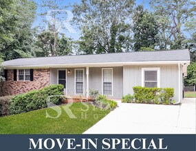 Building Photo - 4820 Oak Grove Dr