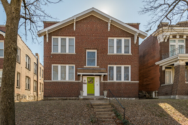 Building Photo - 4544 Chouteau Ave