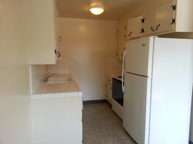 Foto del edificio - 914 College Dr