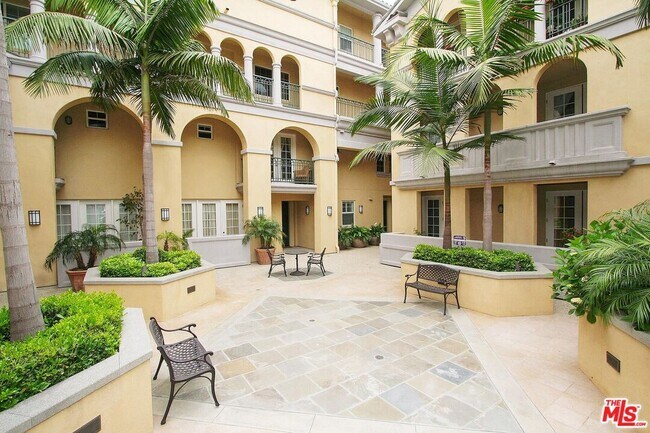 Foto del edificio - 7101 Playa Vista Dr