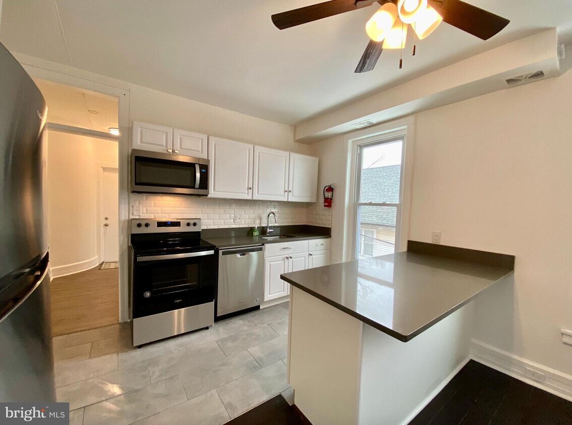 303 S Main St Unit 2, Phoenixville, PA 19460 Apartment for Rent in