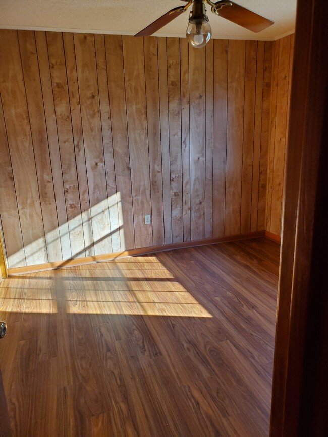 Dormitorio 2 - 327 Wilkerson Rd