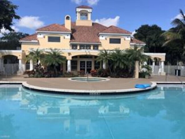 Foto del edificio - 2400 NW 33rd St