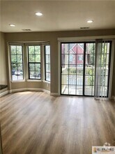 Building Photo - 377 Carhart Ct