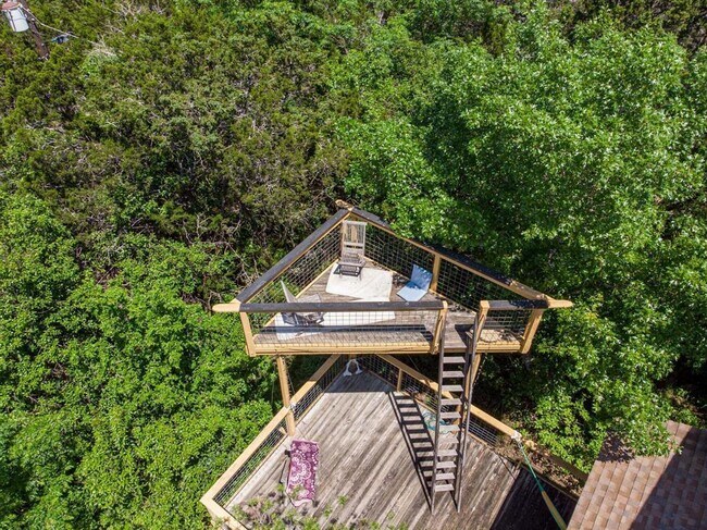 Foto del edificio - 5803 Rittenhouse Shore Dr