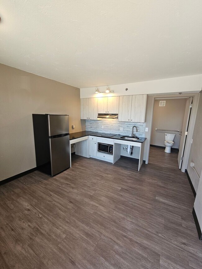 Foto del edificio - Remodeled Studio Apartments Near Memorial ...