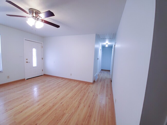 Foto del edificio - 3117 Dunloe Rd