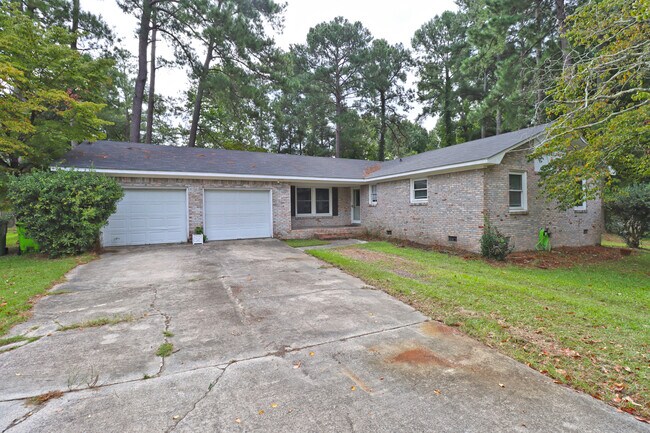 Building Photo - 10 Coatesdale Cir
