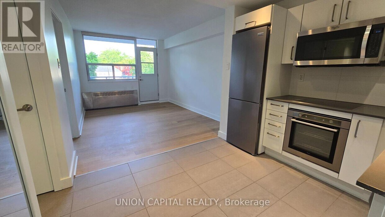 Photo principale - 407-230-230 Oak St