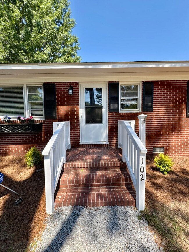 Foto del edificio - Adorable 2 Bedroom Home in the Heart of Nashville!