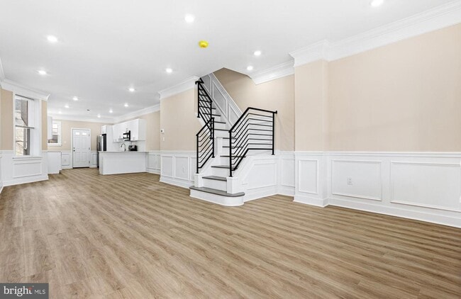 Building Photo - 806 S 56th St