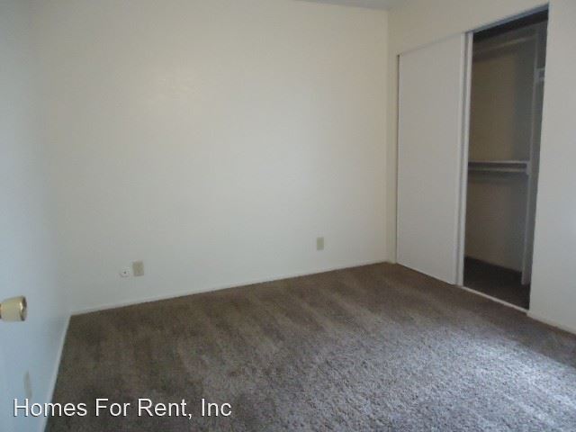 Building Photo - 1704 W Olive Ave