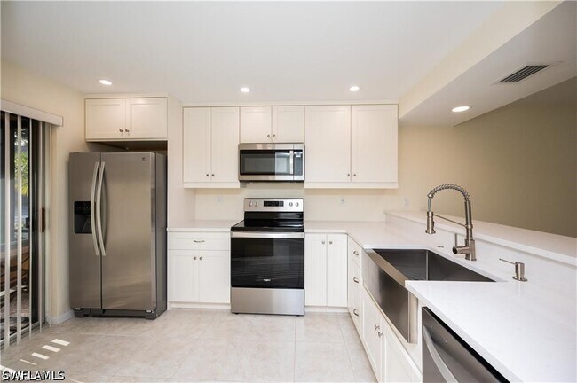 Building Photo - 4130 Looking Glass Ln