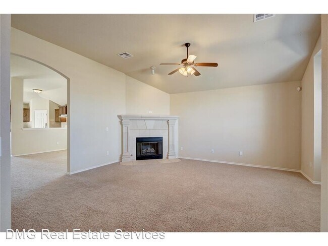 Building Photo - 3 br, 2 bath House - 4016 Red Apple Circle